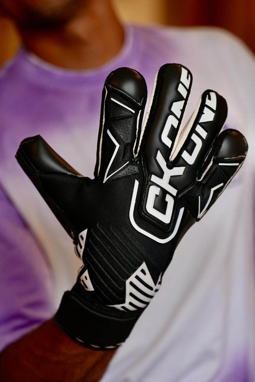 CK1 ShadowStrike Supreme