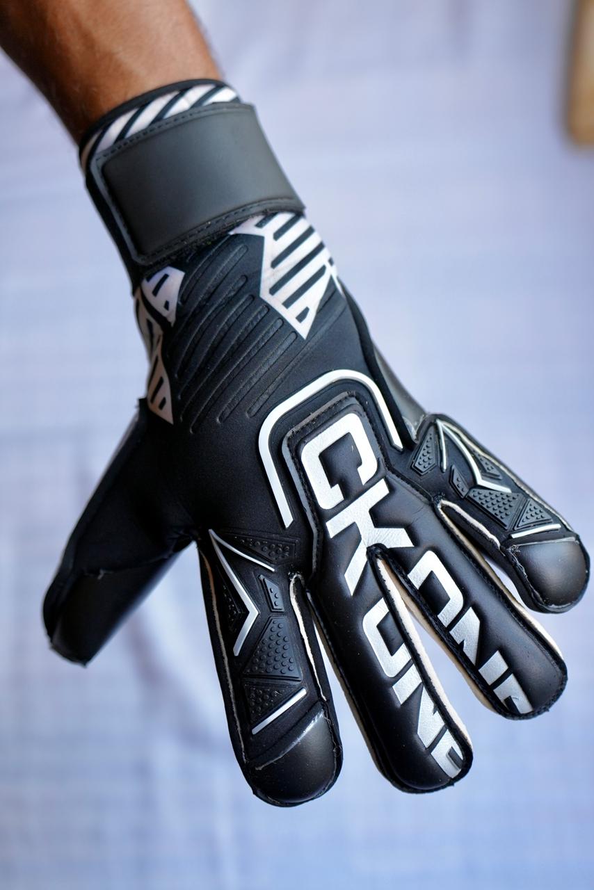 CK1 ShadowStrike Supreme